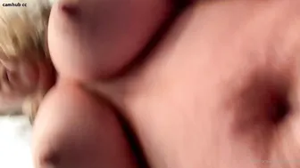 Nita_Marie dark haired bitch gently pulls pussy