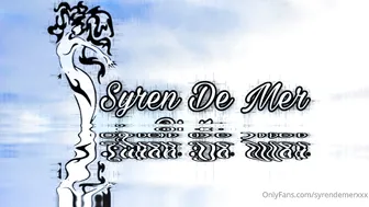 Syren De Mer two scrubs