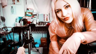 Mistress Euryale Seductive chicks