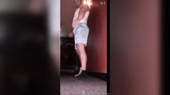 Kendall Vuitton   spicy bitch masturbates cunt