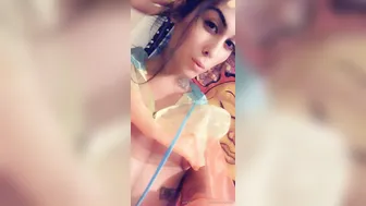 Kendall Vuitton   elegant blonde dabbles with dildo