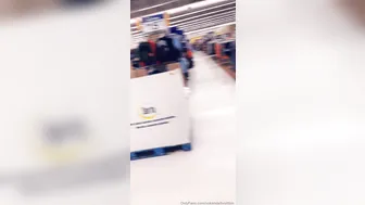 Kendall Vuitton   Obstinate beauty