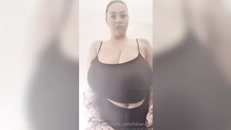 Busty Klara crazy girl plows pussy with phallus