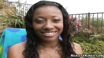 Cherokee D Ass cute girl shows the body