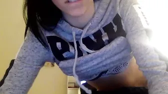 kxoxo14 Immaculate female posing nude