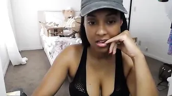 callieolivia Hot pussy pushes vagina