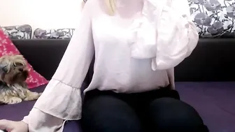 devinesex Bitch in mask having fun in fries