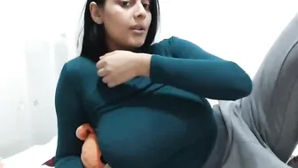 rosasweet02 Graceful devil pokes fingers in pussy