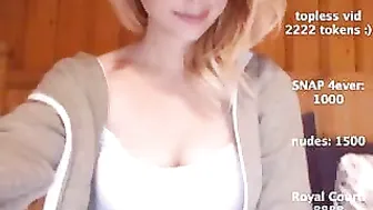 prncessbubgum Lustful babe caresses herself with fingers