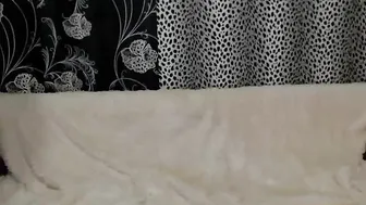 alexasweet6 Expressive swell performs crazy dance