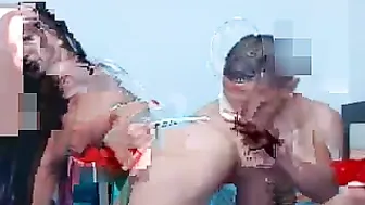 alan_and_yesika Vicious girls shows boobs