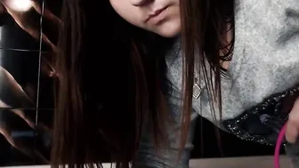 terrycailes Attractive lady relish fucks vagina with a sex toy