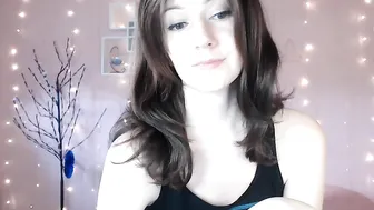 rainbowlane Sexy babe undresses on camera