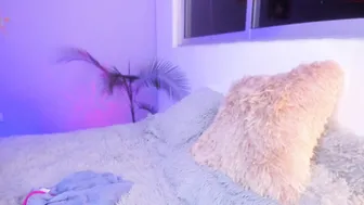 katybloom_ playfully tease tongue