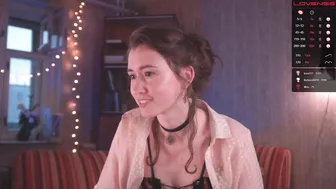 minty_mind gorgeous blonde with a beautiful figure erotically dancing naked