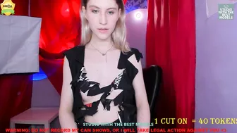 mia_blush busty brunette