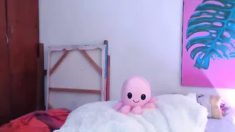 marysuz adult bitch fucks her ass