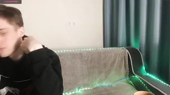 lilkrystal significant slut caresses sex lips