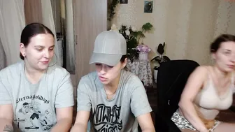 ann_mikky Cute woman fucks without taking off her panties