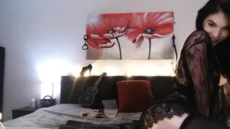 sexybeth1248 charming ass fucks her pussy