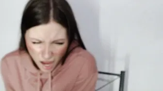 anny0201 the charming slut fucks her pussy with a phallus