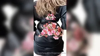 thejensensplay Pretty brunette
