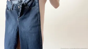 thejensensplay pissing a little leaning on the back of the chair