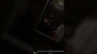 sexysabotage mature confused jerks off shaggy pussy