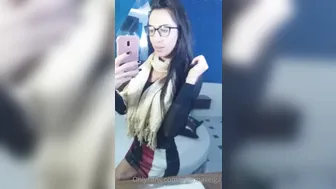 Paloma Veiga aka palomaveiga fingering her pussy