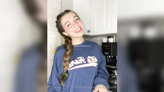 BeachBbyXXX 02 December 2020