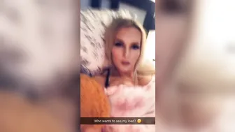 Kayleigh Coxx aka kayleighcoxx84 bitch trans fucks with her friend