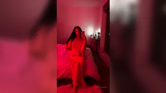 Mistress Karina hot chick twirls big booty