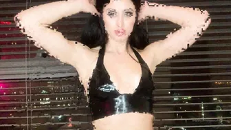 Mistress Karina busty fat lady masturbates cunt