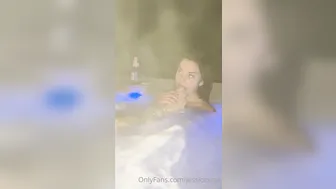 AlexiaXRae cute chick posing in lingerie