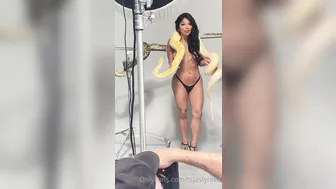 Jaslyn Lee aka tsjaslynlee cum from vibrator