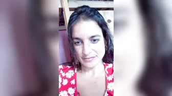 Liglee busty  cam girl  masturbates cunt