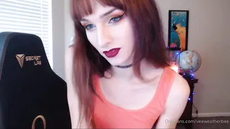 Violet Weatherbee hot bitch punches holes with fingers