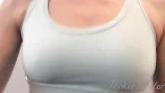 Jackie Marie Jupiter fucks herself in pussy