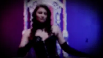 Ellie Idol cute babe jerks off with sex toys