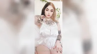 deerbxby onlyfans played with tits