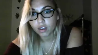 queenluxe Charming female fingering anus girlfriend