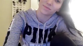 kxoxo14 Baby pulls both holes