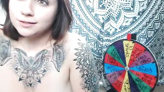 ink_and_kink Depraved shows off her big lips