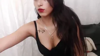 aleja_pineda The nipple with big boobs fascinates the look