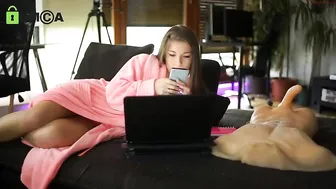 virgi_and_johnny Stocking beauty seduces with juicy ass