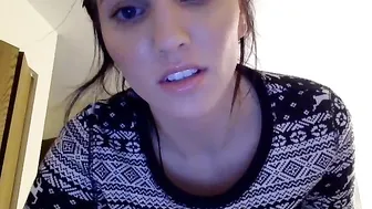 kxoxo14 Naughty bitch caresses big tits