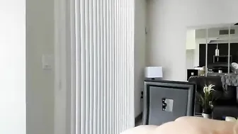 zurieelivira Busty chick masturbates shaved pussy