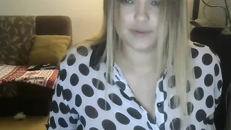 wearethebestinthissite old woman fucks herself with two toys in both holes