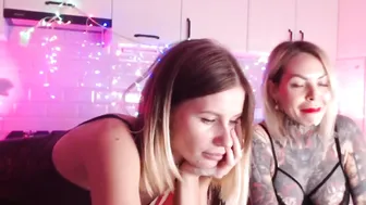 kelcieMonaci Busty kurva