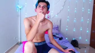 dianayleo fucking herself